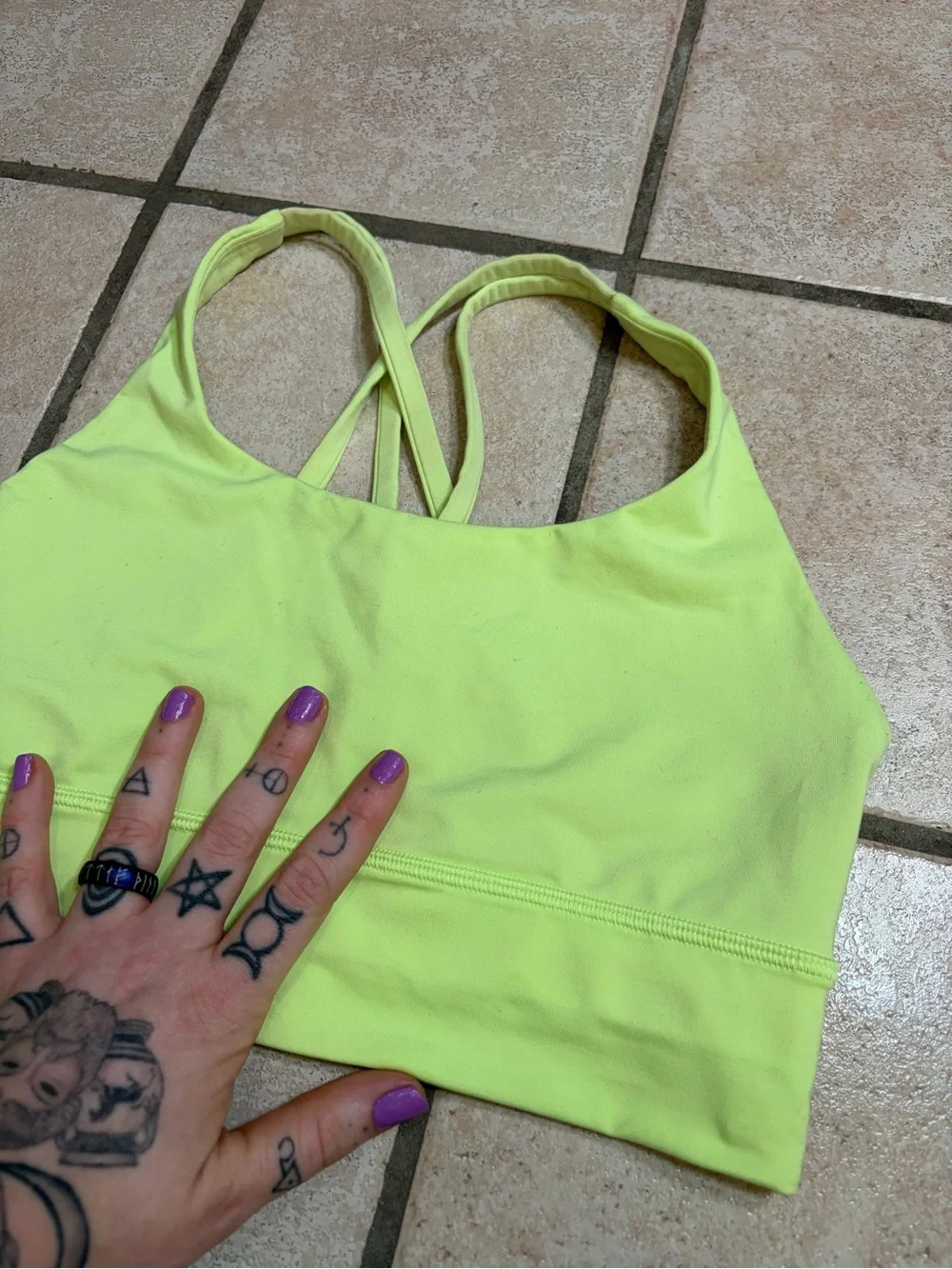 lululemon athletica date gorgeous pilling